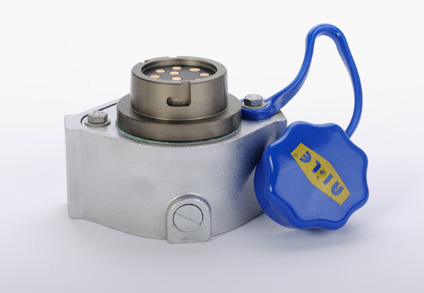 CZ 01 Slot Truck Plug